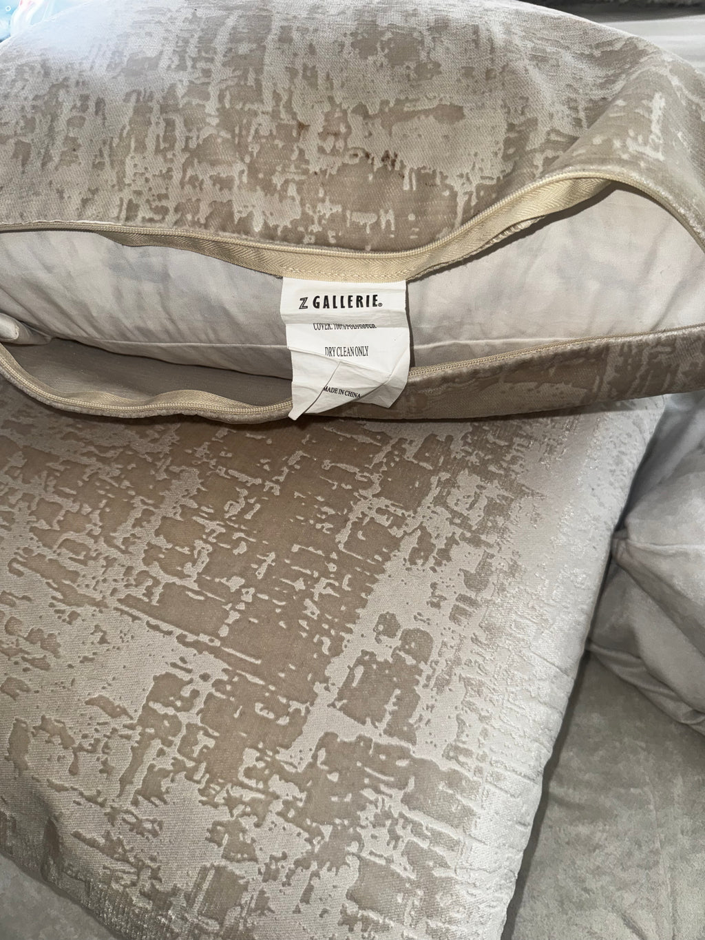 Z- Gallerie Bedding Set
