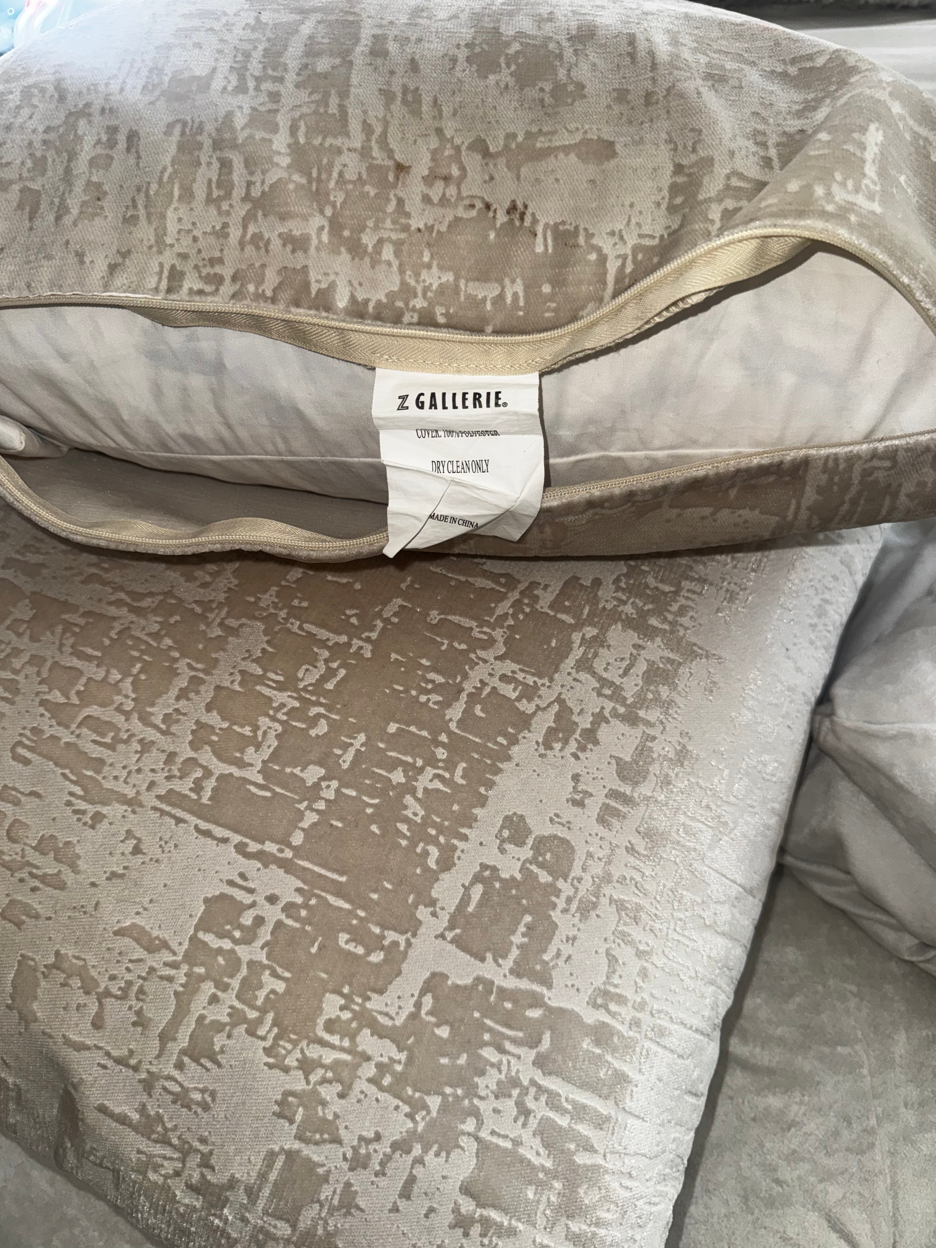 Z- Gallerie Bedding Set