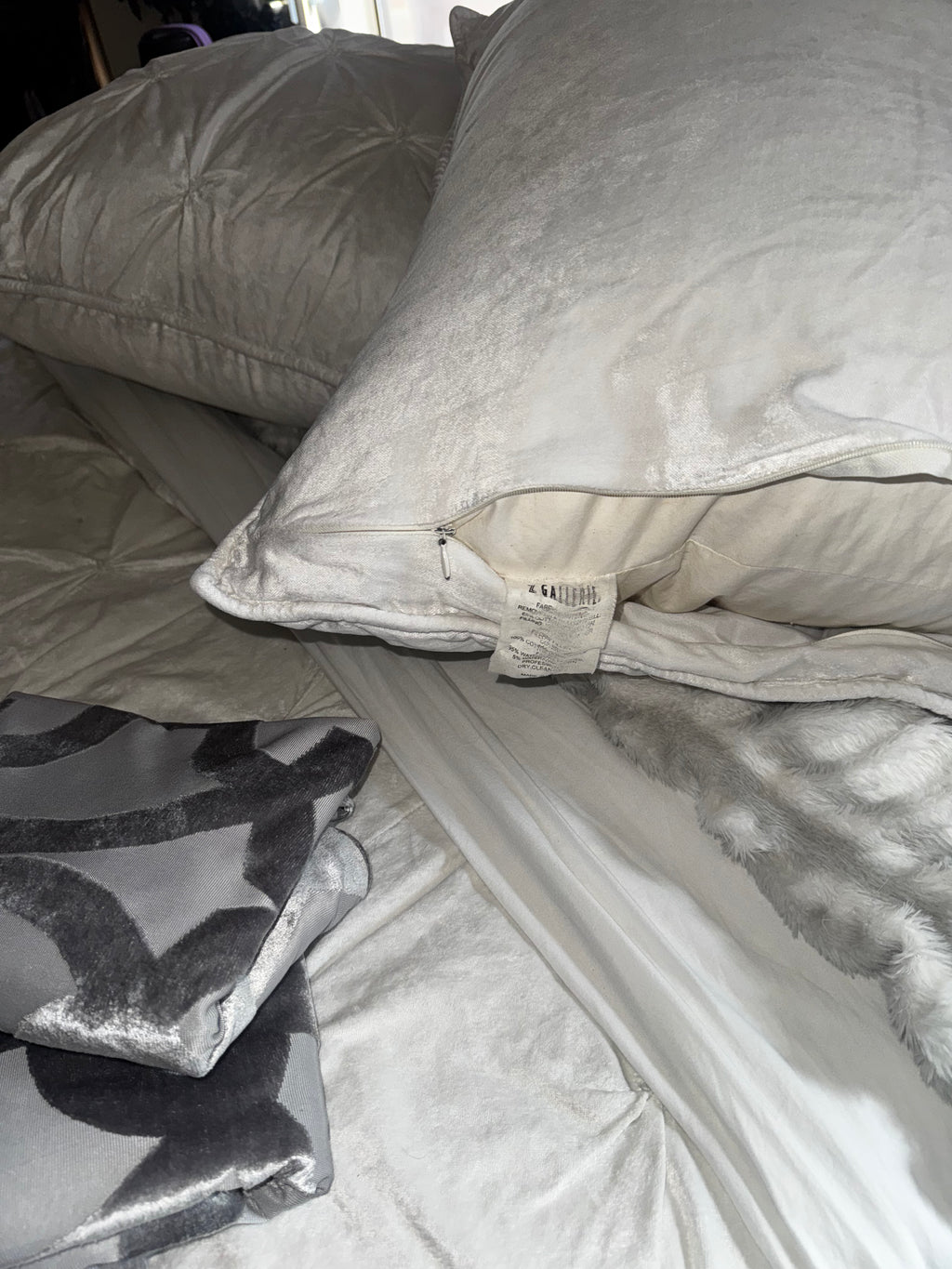 Z- Gallerie Bedding Set