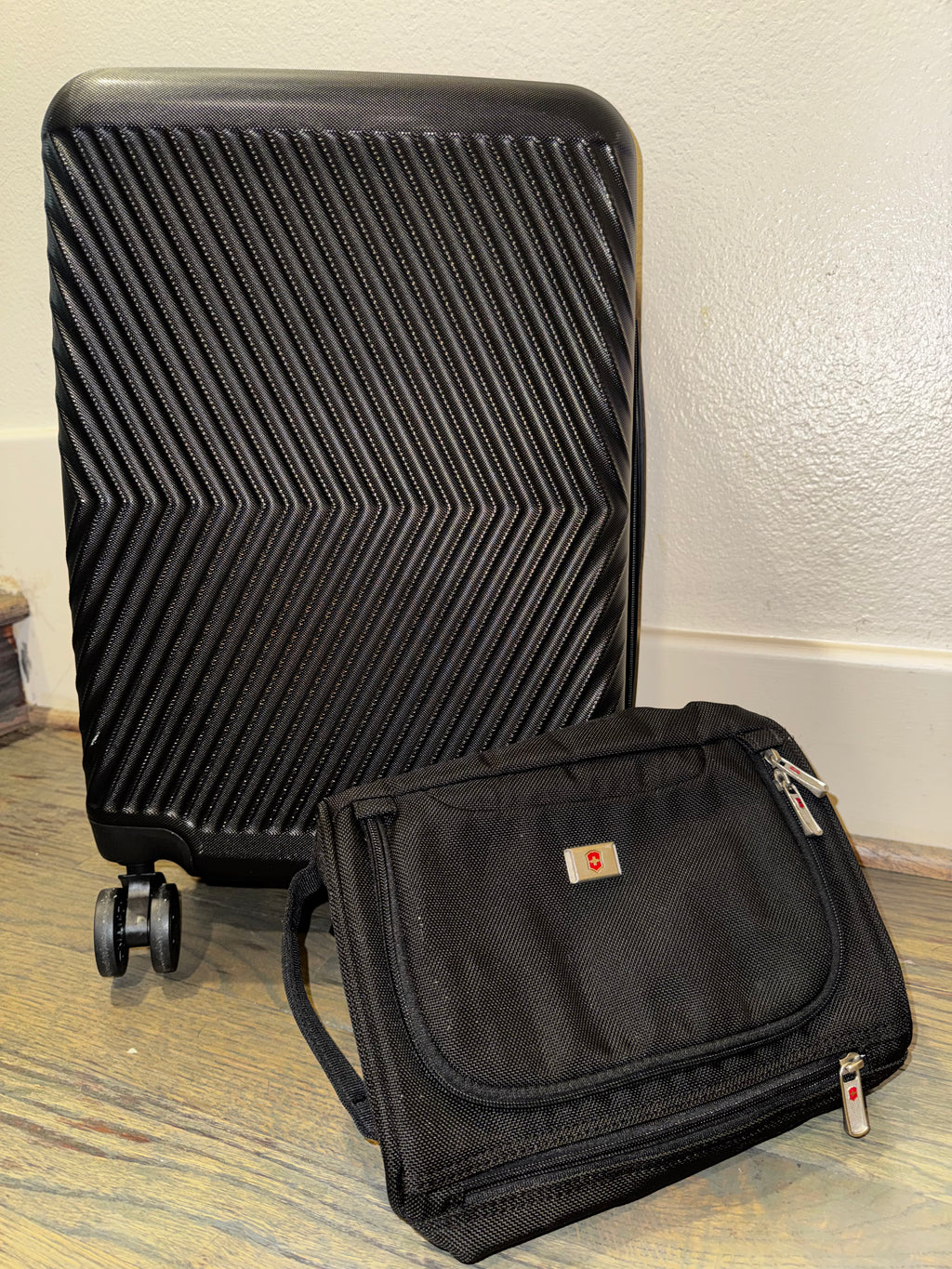 Carry-on Luggage Travel Set
