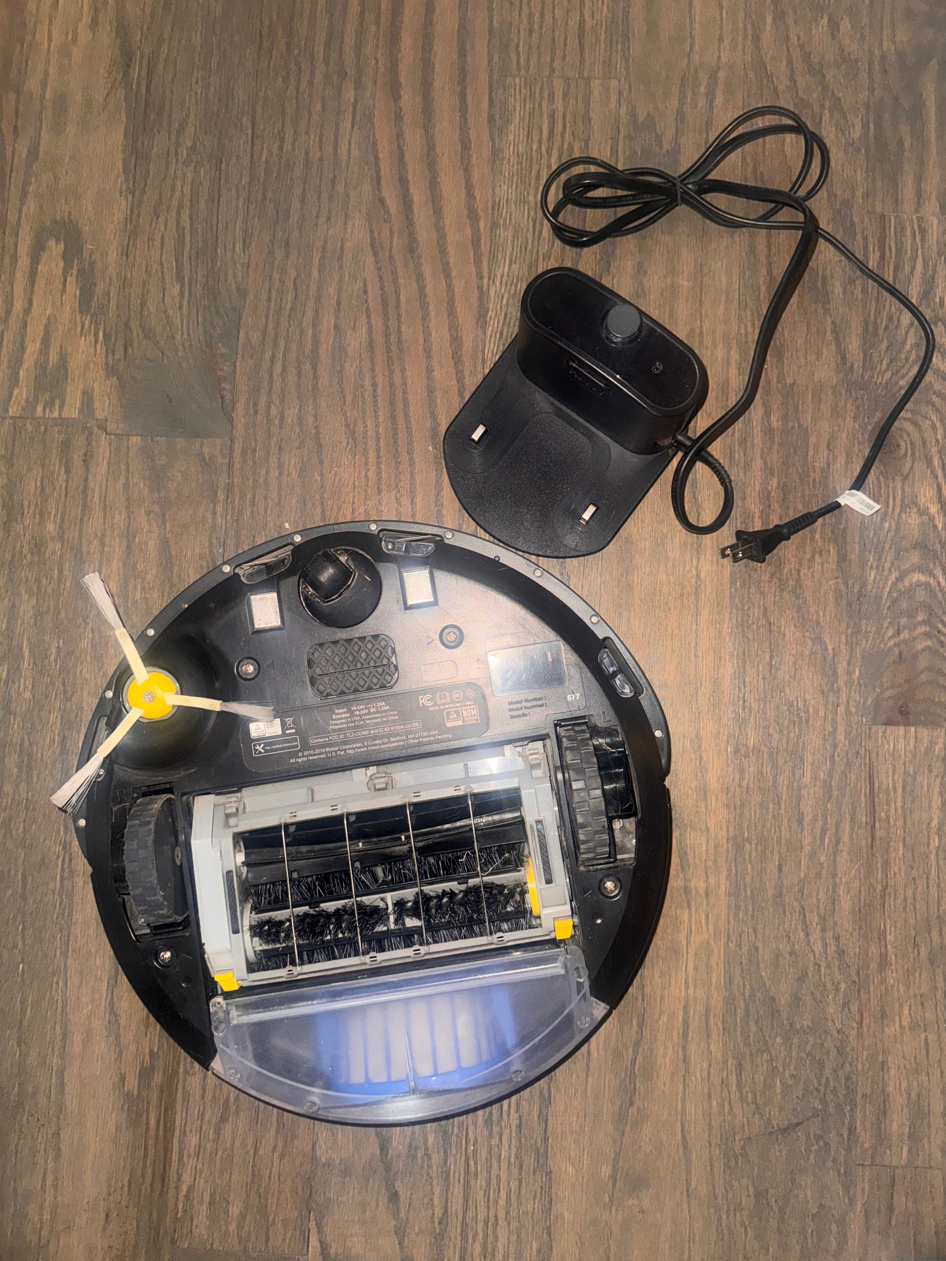 Roomba Vacuum
