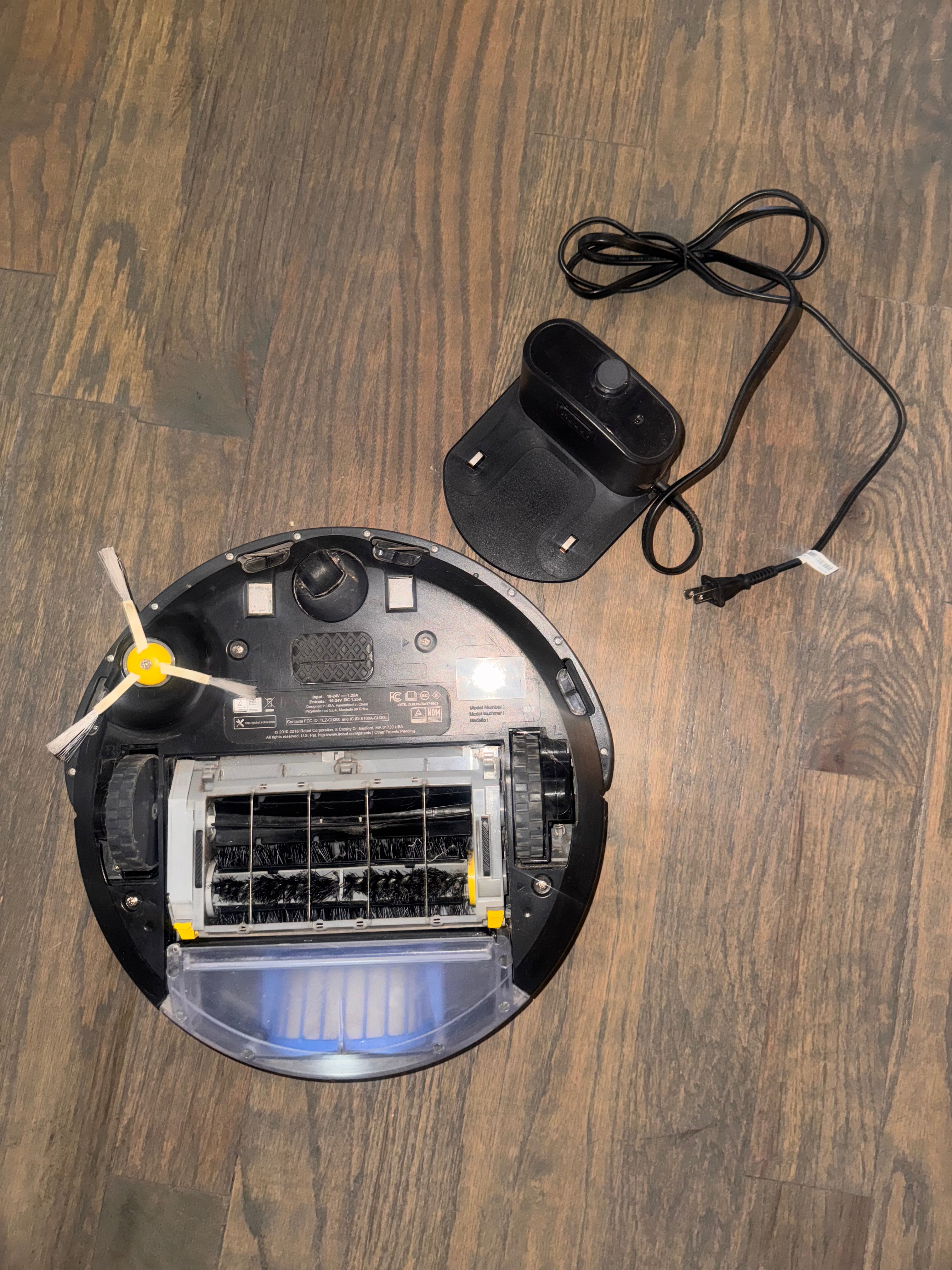 Roomba Vacuum